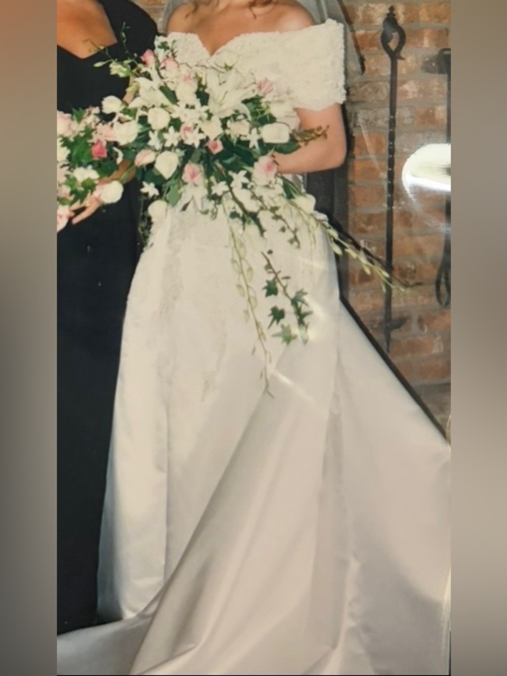 David bridal wedding dress. Worn once
Detachable dress
5’2” 125lb - Picture 13 of 13